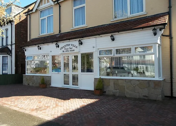 Chantry Villa Hotel